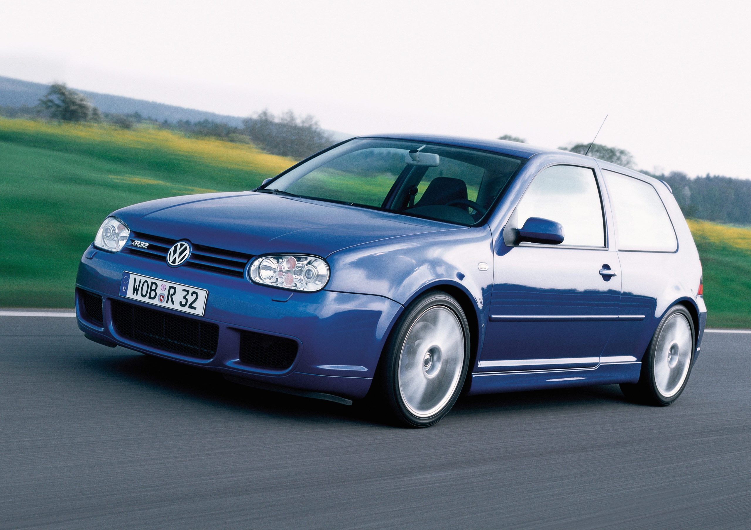Volkswagen Golf R32