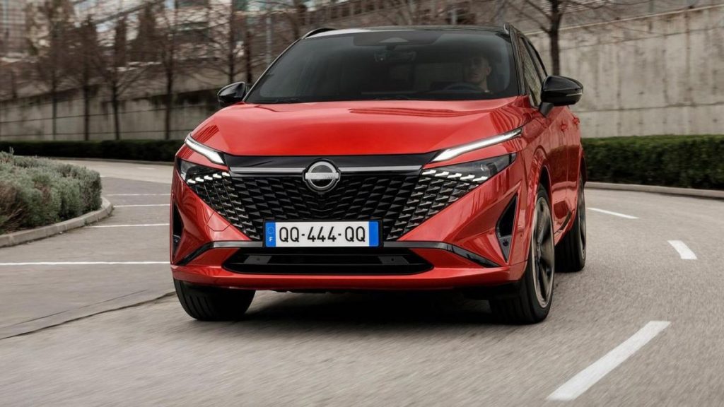 Nissan Qashqai rossa