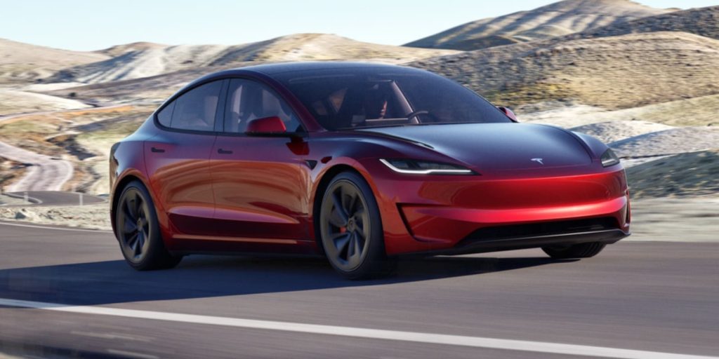 Tesla Model 3 rossa