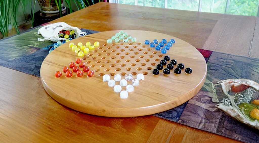 Dama cinese sul tavolo