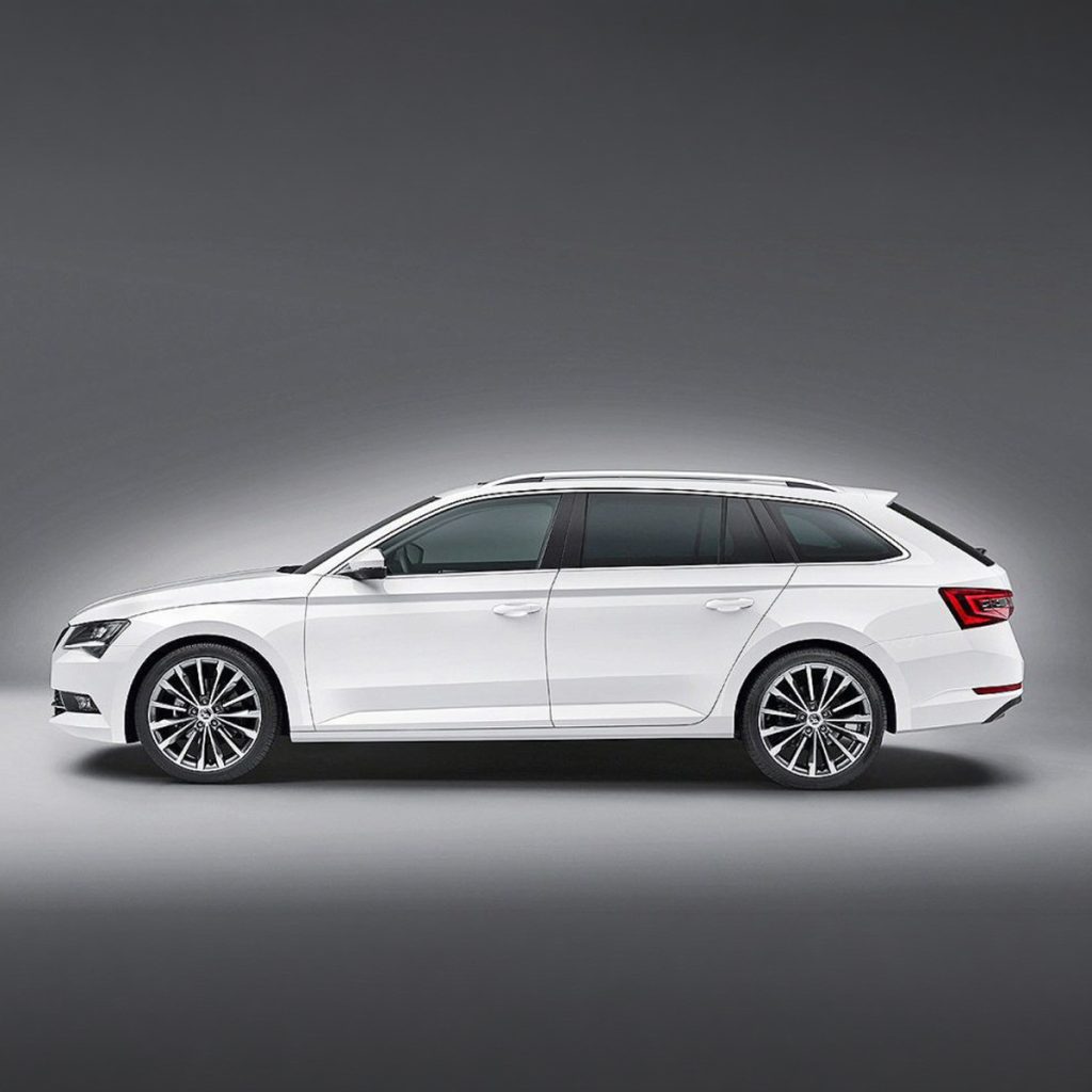 station wagon bianca